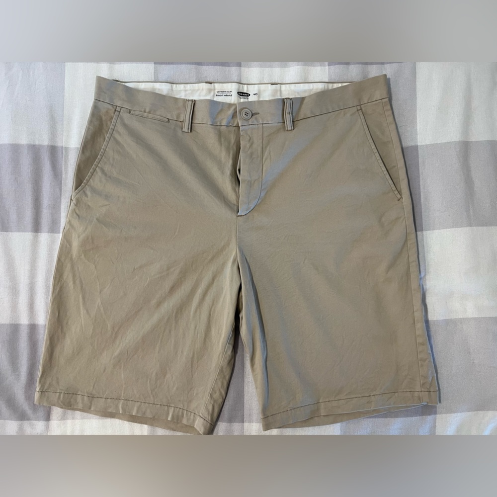 Men's Old Navy golf shorts